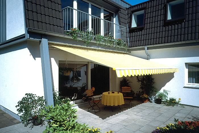 Comemrcial Folding Arm Awnings Adelaide